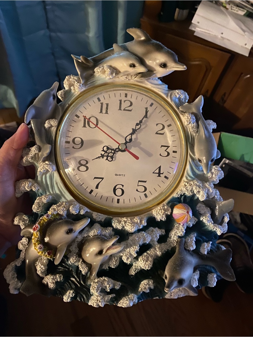 Dolphin clock